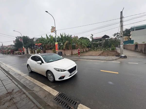 BÌA LÀNG ĐƯỜNG NHẠN – Ô TÔ TRÁNH – VIEW ĐỒNG – GẦN HỒ ĐIỀU HÒA