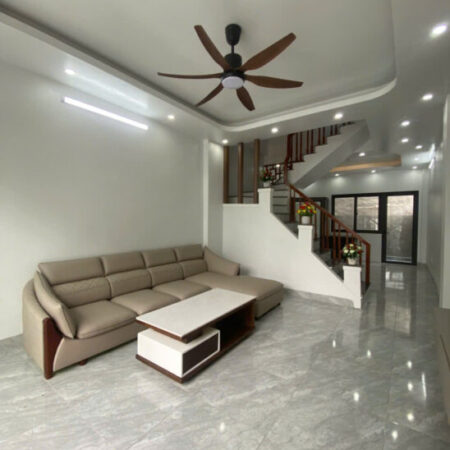 bán nhà giáp khu 26ha phú xuân, cách trục chính chỉ 20m, ngõ thông thoáng