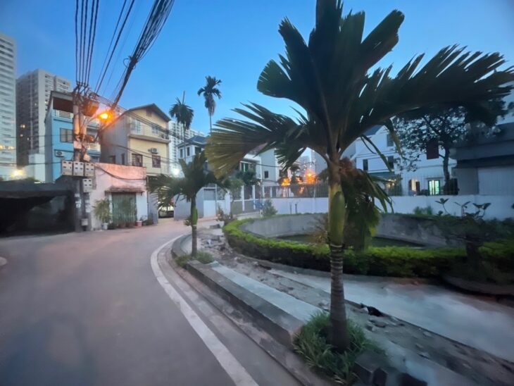 Bán đất 60m tặng nhà cấp 4 Trâu Quỳ – Gia Lâm, ngõ thông, ô tô tránh, ngay sát Vin Ocean park,