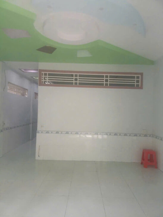 22. Nhà 4,5 triệu 2 phòng ngủ sau lưng BV đa khoa Trung Ương