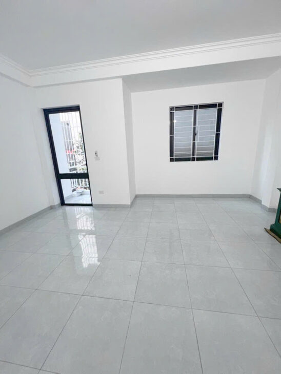 BÁN NHÀ ĐÀM QUANG TRUNG – LONG BIÊN – 5 TẦNG – NGÕ NÔNG – 6 TỶ – NHÀ DÂN XÂY Ở NGAY