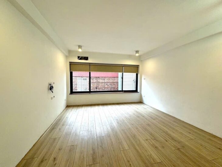 BÁN NHÀ BỒ ĐỀ TƯ ĐÌNH LONG BIÊN – 32M – 5 TẦNG – 7,5 TỶ – NHÀ GẦN Ô TÔ, SỔ ĐỎ CHÍNH CHỦ