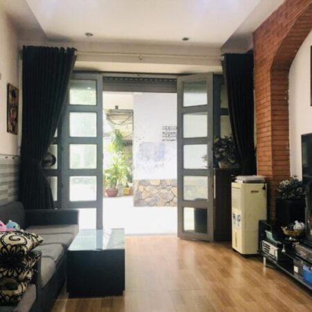 Nhà 2 MT HXH khu Bàu Cát hiện trạng 2 tầng Giá chỉ 6 tỷ TL