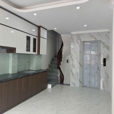 BÁN NHÀ THẠCH BÀN LONG BIÊN – 42M² – 6 TẦNG – 8,8 TỶ – THANG MÁY – Ô TÔ ĐỖ – KINH DOANH ĐỈNH