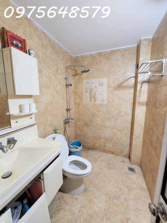 Bán nhà Chính Kinh 38m Mặt tiền rộng Tương lai mặt đường Giá cực sốc