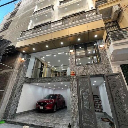 Bán nhà Hoàng Mai 56m, mới cứng, xách mông đến là ở, phân lô ô tô tránh đỗ, ngủ trong nhà, thang