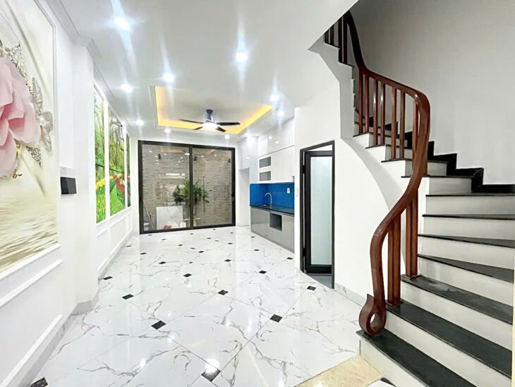 Nhà mới siêu hiếm – Tập thể Đặc công Thanh Trì – 6 tầng thang máy – Ô tô ngủ trong nhà