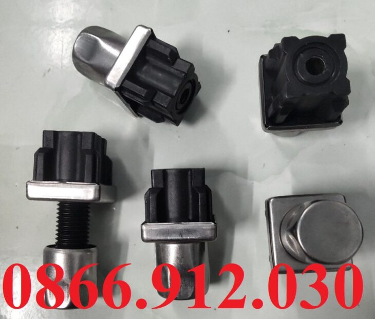 Công dụng chân tăng chỉnh inox bọc nhựa cho bàn bếp công nghiệp