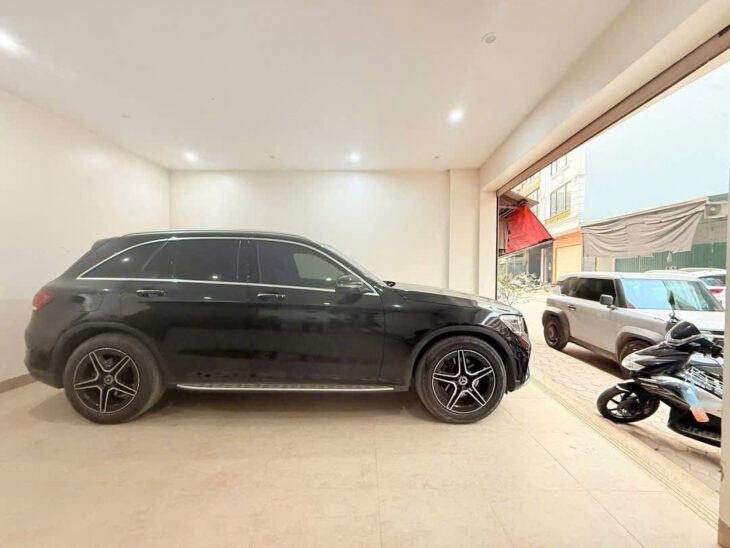 PHỐ NGỌC HÀ – NHÀ 5 TẦNG THANG MÁY – Ô TÔ NGỦ TRONG NHÀ – KINH DOANH ĐỈNH