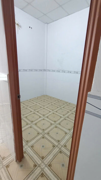 33. nhà 4 triệu 3 phòng ngủ gần trường Phan Ngọc Hiển