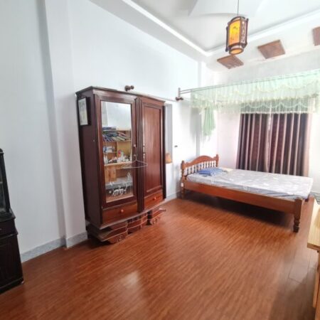 Bán nhà góc 3 mặt tiền Nam Việt Á, 7.5m đường, 7–8 phòng, gần biển