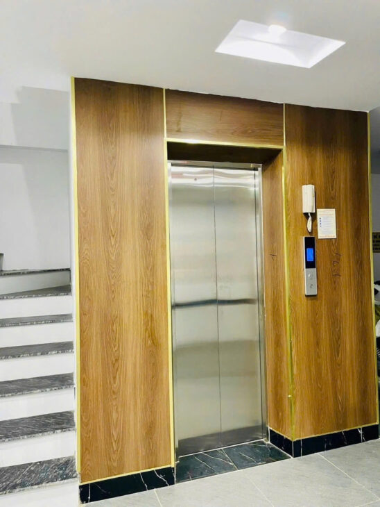 BÁN TÒA CHDV ĐỘI CẤN, BA ĐÌNH – LÔ GÓC 91M x 8T THANG MÁY – DÒNG TIỀN 2.1 TỶ/NĂM – GIÁ 29.8 TỶ