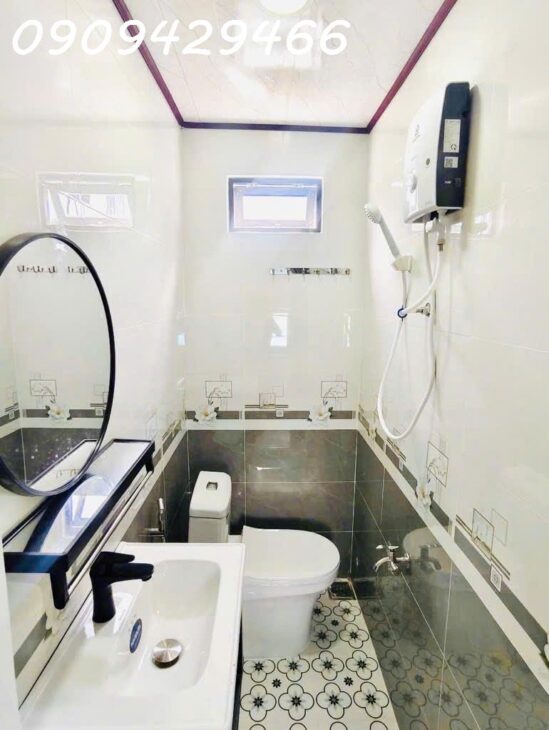 4,1 TỶ – QUẬN 7 – HẺM XE HƠI – SỔ HỒNG RIÊNG – KÊ ĐƯỜNG NGUYỄN THỊ THẬP