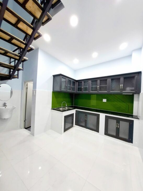 Tân Phú Hẻm 6m ôtô tránh 48m², 2 Tầng Mới Đẹp 3PN Sổ A4 Chỉ 4Đồng Chín