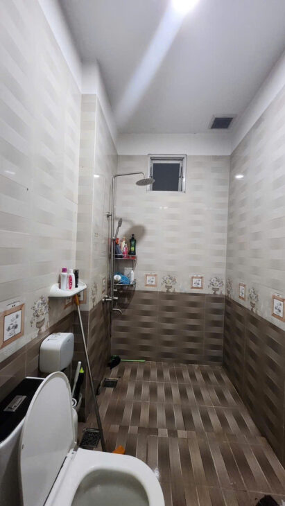 MẶT TIỀN KINH DOANH ĐỈNH – NHÀ 5 TẦNG CÓ HẦM – VỊ TRÍ ĐẮC ĐỊA – 122M2(5X25M) – TP DĨ AN – KẾ THỦ