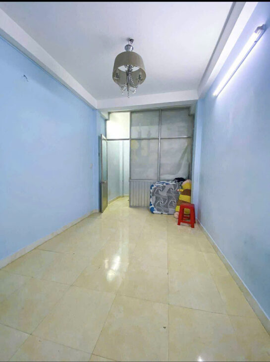 Trung Tâm Tiện Ích Quận 10 vài bước ra đường xe hơi