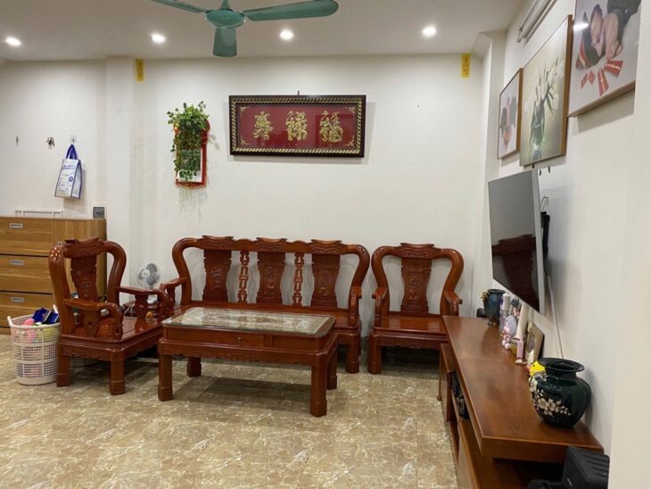 BÁN NHÀ GIA QUẤT-LONG BIÊN, 58m2, Nhỉnh 9 tỷ( TL)