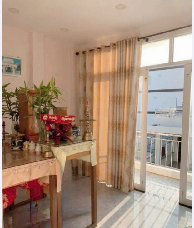 Bán nhà 3 tầng, 1 tum hẻm Tháp Bà- phường Vĩnh Thọ cũ (nay là Phường Bắc Nha Trang)