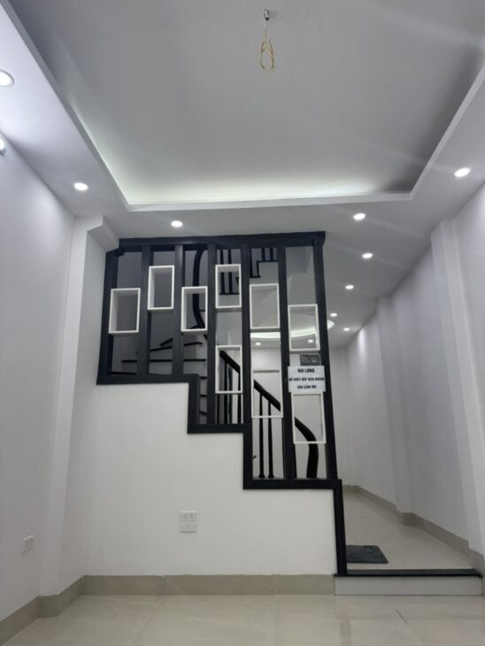 Bán nhà Liên Mạc Thượng Cát 34m, 4 tầng Ô TÔ vinfast đỗ cổng gần ĐH Công Nghiệp