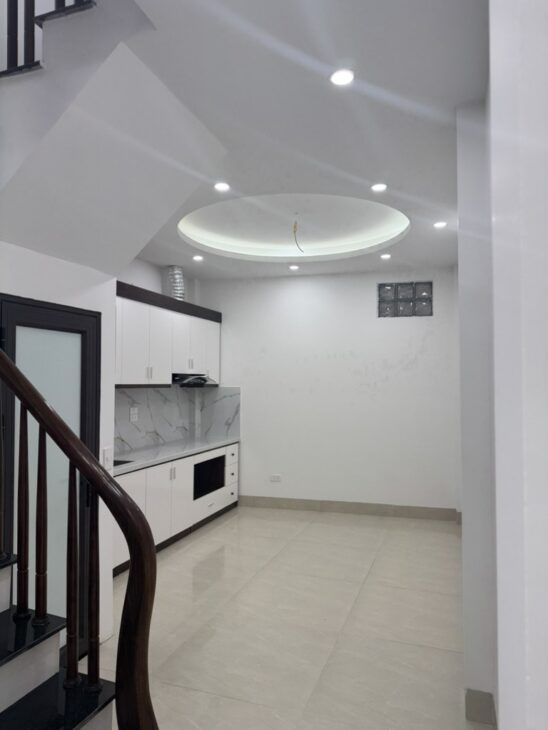 Bán nhà Liên Mạc Thượng Cát 34m, 4 tầng Ô TÔ vinfast đỗ cổng gần ĐH Công Nghiệp