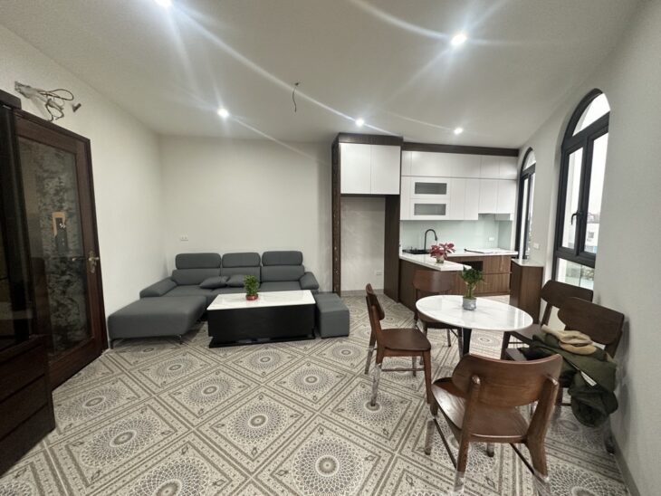 BÁN NHÀ ĐẸP NGỌC THUỴ – THANG MÁY- FULL NỘI THẤT- NHỈNH 10 TỶ(TL)