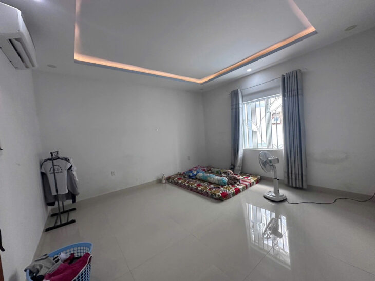 BÁN nhà cạnh bên Khu đô thị Vĩnh Điềm Trung, Khu phúc hợp bậc nhất Tp.Nha Trang