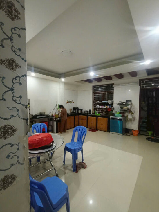 Cần bán nhà 1 tầng, cách đường Nguyễn Khuyến chỉ 80m, hẻm ô tô, gần chợ Vĩnh Hải.