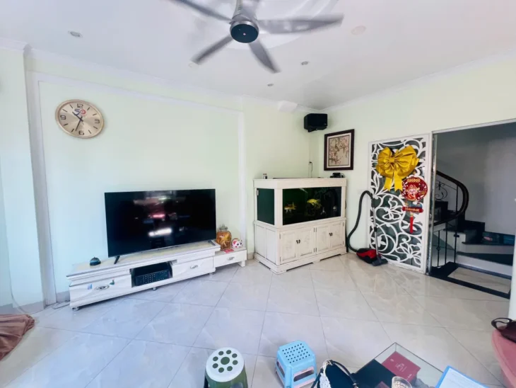 BÁN NHÀ XÃ ĐÀN ĐỐNG ĐA Ô TÔ VÀO NHÀ – KINH DOANH – LÔ GÓC 2 THOÁNG 42M GIÁ 10,8 TỶ