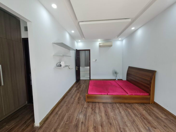 Cho thuê nhà Mega Village Khang Điền, 3 phòng ngủ, 75m2, 3 tầng, full nội thất, giá thuê 14tr/tháng