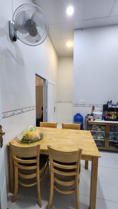 BÁN NHÀ MẶT PHỐ NGUYỄN VĂN QUY, CÁI RĂNG, CẦN THƠ: DT 270M2, SỔ HỒNG, GIÁ CHỈ 3.2 TỶ – VỊ TRÍ TIỀM
