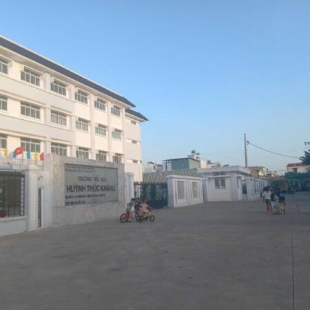 HẺM XE HƠI, BÌNH HƯNG HÒA, BÌNH TÂN. DT 57M2, 4 TẦNG, 5PN, GIÁ CHỈ NHỈNH 6 TỶ, SỔ HỒNG RIÊNG HẺM XE HƠI, BÌNH HƯNG HÒA, BÌNH TÂN. DT 57M2, 4 TẦNG, 5PN, GIÁ CHỈ NHỈNH 6 TỶ, SỔ HỒNG RIÊNG