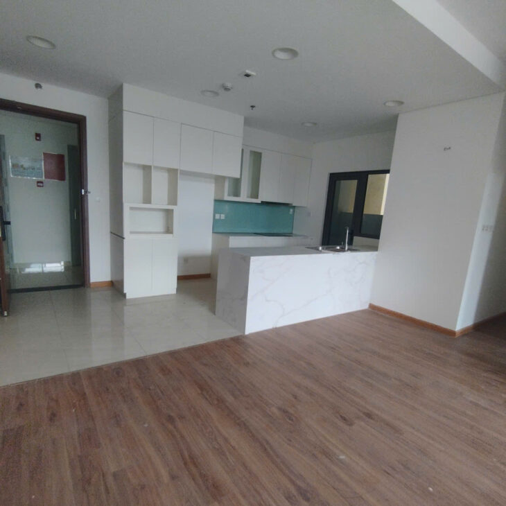 Gia đình có nhu cầu bán gấp căn hộ cao cấp 3pn, mặt hồ Thành Công, vào ở ngay