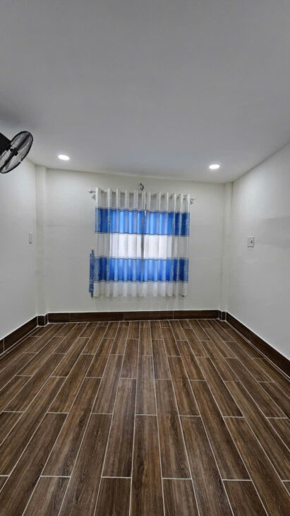 SÁT MẶT TIỀN HẺM NGANG 4M TRUNG TÂM Q4 DIỆN TÍCH SD 42 M2 HƠN 1,5 TỶ SỔ HỒNG RIÊNG