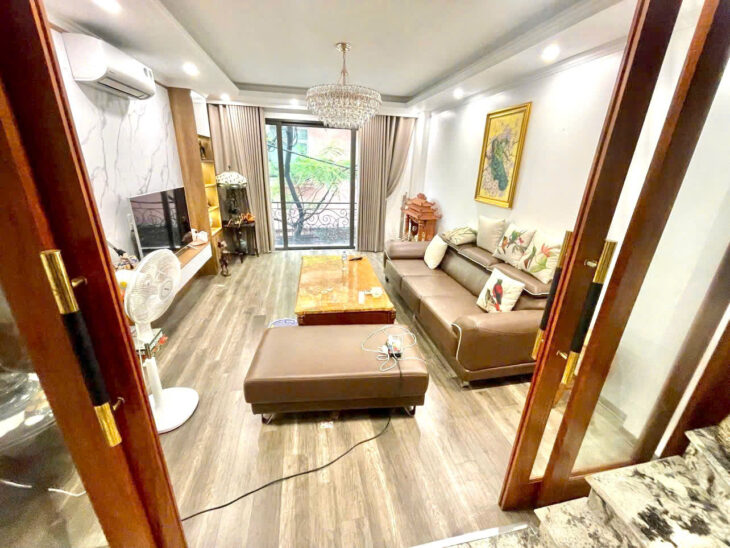 SIÊU HỜI CHỦ ĐỊNH CƯ NƯỚC NGOÀI CẦN BÁN GẤP – 57M RẤT GẦN MẶT PHỐ XUÂN ĐỈNH 5 TẦNG CÓ Ô CHỜ THANG