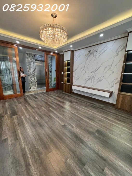 SIÊU HỜI CHỦ ĐỊNH CƯ NƯỚC NGOÀI CẦN BÁN GẤP – 57M RẤT GẦN MẶT PHỐ XUÂN ĐỈNH 5 TẦNG CÓ Ô CHỜ THANG