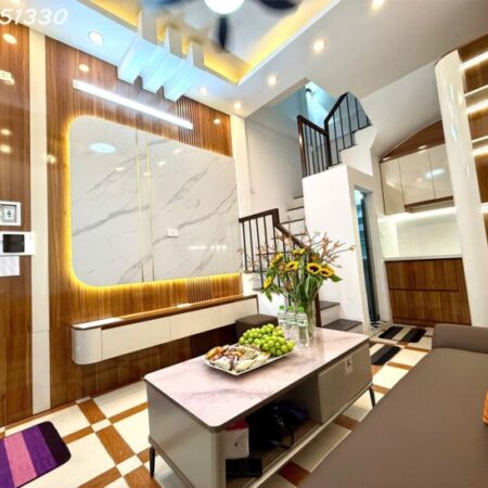 NHÀ LÔ GÓC GỐC ĐỀ – 7 TẦNG THANG MÁY – FULL NỘI THẤT – CHỈ 9.8 TỶ