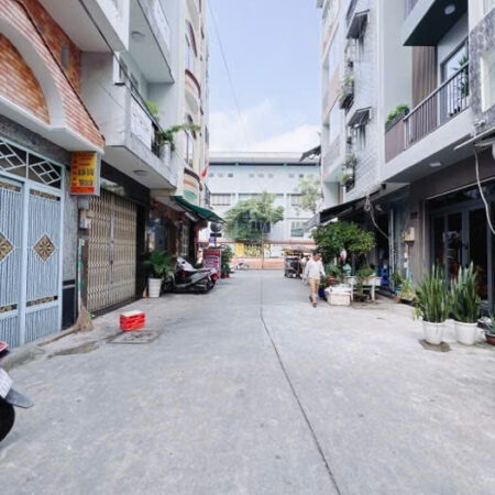 NHÀ MẶT TIỀN ĐƯỜNG SỐ CÁCH XE HƠI TÂN VĨNH 3 BƯỚC CÓ 90 TRIỆU M2 DT 4 x 12.6 m …Q4