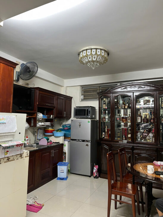 Nhà mới ở ngay hẻm xe hơi Tô Hiến Thành, Q10 – 5 tầng BTCT, 5PN, DTSD: 185m2 sổ vuông – giá 12,9 tỷ