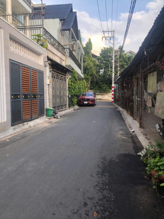 HIẾM!NHÀ 2TẦNG, HẺM XE HƠI THÔNG SÁT MẶT TIỀN ĐƯỜNG – NGAY LÃ XUÂN OAI – TĂNG NHƠN PHÚ A, 62M2, 6.1