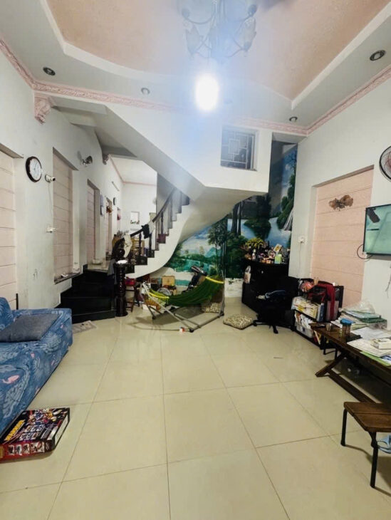 HIẾM!NHÀ 2TẦNG, HẺM XE HƠI THÔNG SÁT MẶT TIỀN ĐƯỜNG – NGAY LÃ XUÂN OAI – TĂNG NHƠN PHÚ A, 62M2, 6.1