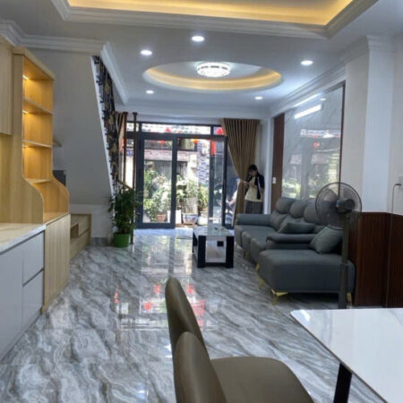 Nhà mới 1 căn ra mặt tiền đường số Tân Kiểng Q 7 Ngang 4 x10 có 5 tỷ Nhà mới 1 căn ra mặt tiền đường số Tân Kiểng Q 7 Ngang 4 x10 có 5 tỷ