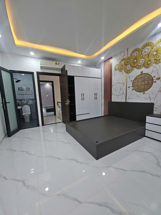 SÁT MẶT TIỀN HIM LAM VIP Q7 NGANG 4 X10 2 TẤM CÓ 5 TỲ NHÀ MỚI XÂY
