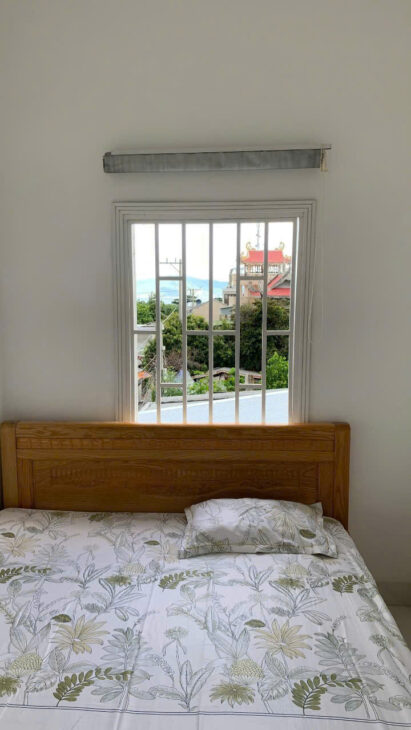 Nhà 3 Tầng Gần Biển Hòn Xện – Đối Diện Điện Lực Vĩnh Hải, Giá Chỉ 4,5 Tỷ