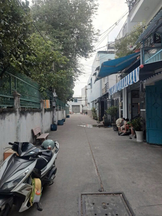 🔥 Bình Tân “Nóng Bỏng Tay” – Nhà 4x10m, 2 Tầng Mới Cứng, Hẻm 6m Ô Tô Tránh, Giá KHÔNG TƯỞNG CHỈ 4