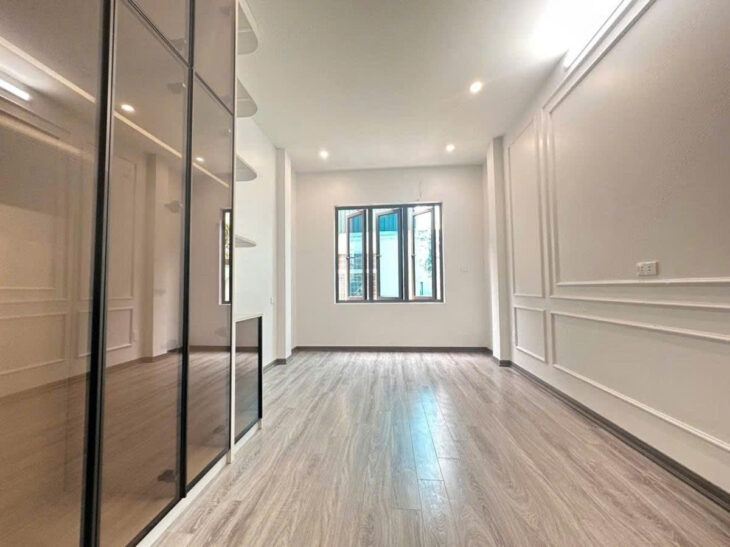 CHỦ VỠ NỢ CẦN BÁN GẤP – NHÀ HOÀNG HOA THÁM VỊ TRÍ THUẬN TIỆN NHẤT NGÕ RỘNG 3M TRƯỚC NHÀ 4M – GIAO