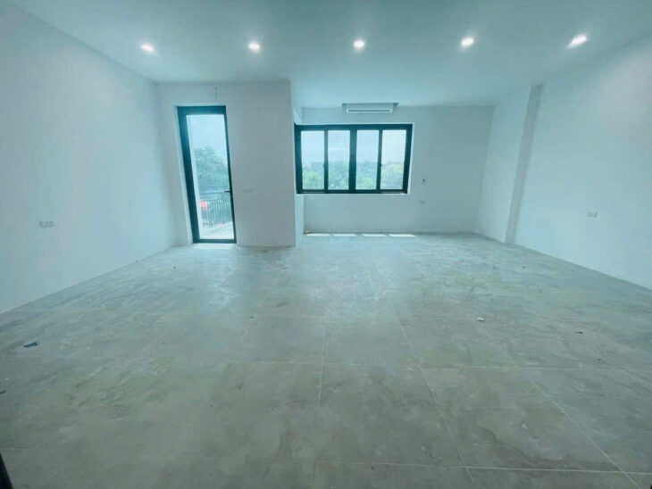 Cho thuê nhà Lê Đức Thọ làm văn phòng, 65m2, 8 tầng, thông sàn, thang máy