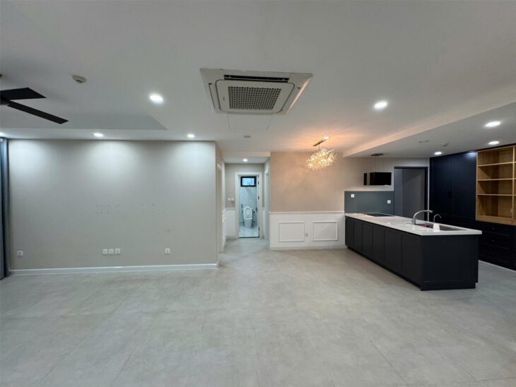 Gia đình cần bán căn trục 10 – căn góc hoa hậu Goldmark City