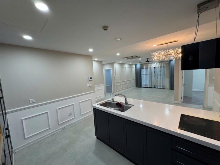 Gia đình cần bán căn trục 10 – căn góc hoa hậu Goldmark City