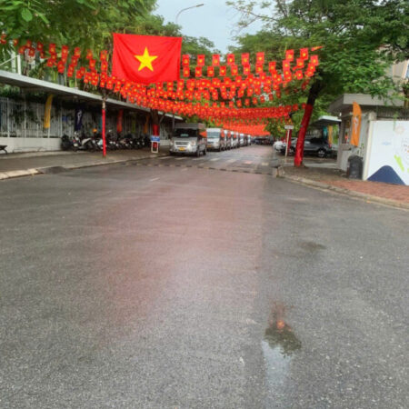 Bán Đất tặng nhà phố ÁI Mộ, Long Biên 60m MT 4,2m giá 12,5 ty oto, KD