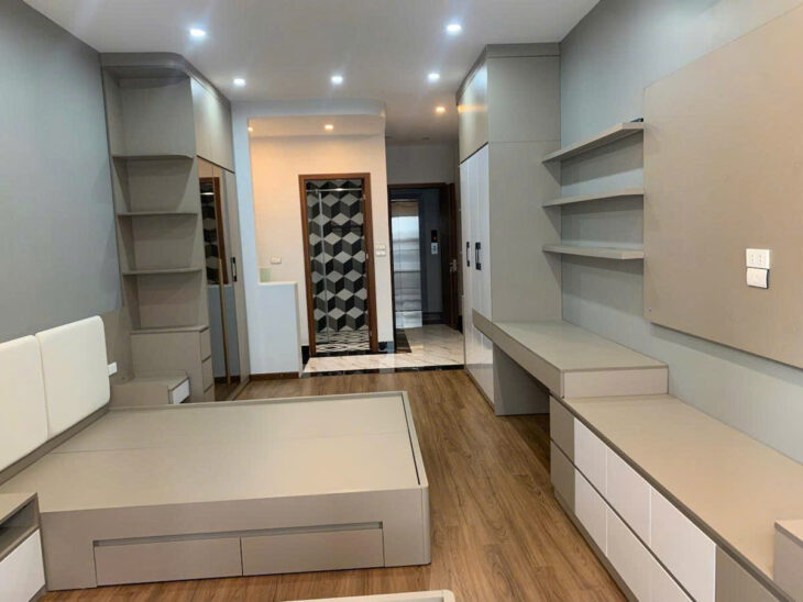 Bán Đất tặng nhà phố ÁI Mộ, Long Biên 60m MT 4,2m giá 12,5 ty oto, KD